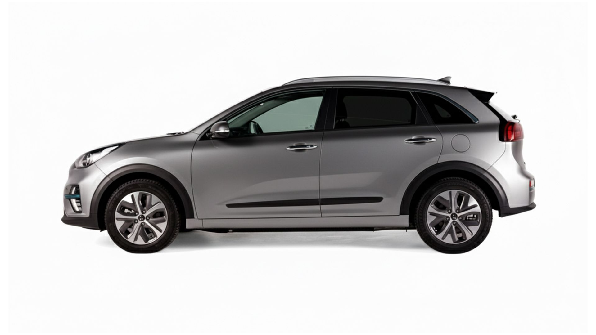 NIRO - Kia e niro side grey copy.jpg