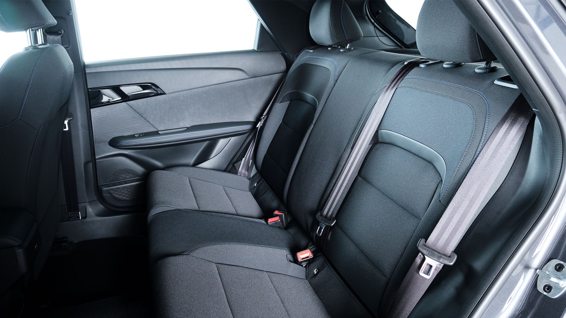 4 SE - MG4 SE Long Range seats copy.jpg