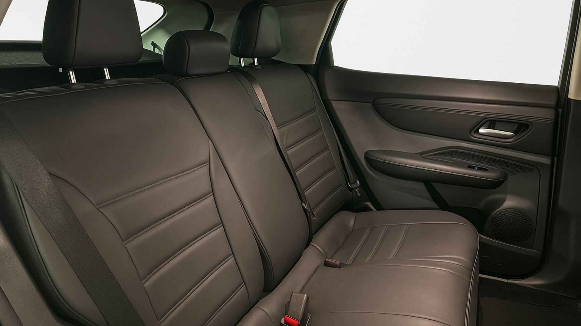 ARIYA ADVANCE E-4ORCE - Nissan Ariya Copper seats copy.jpg