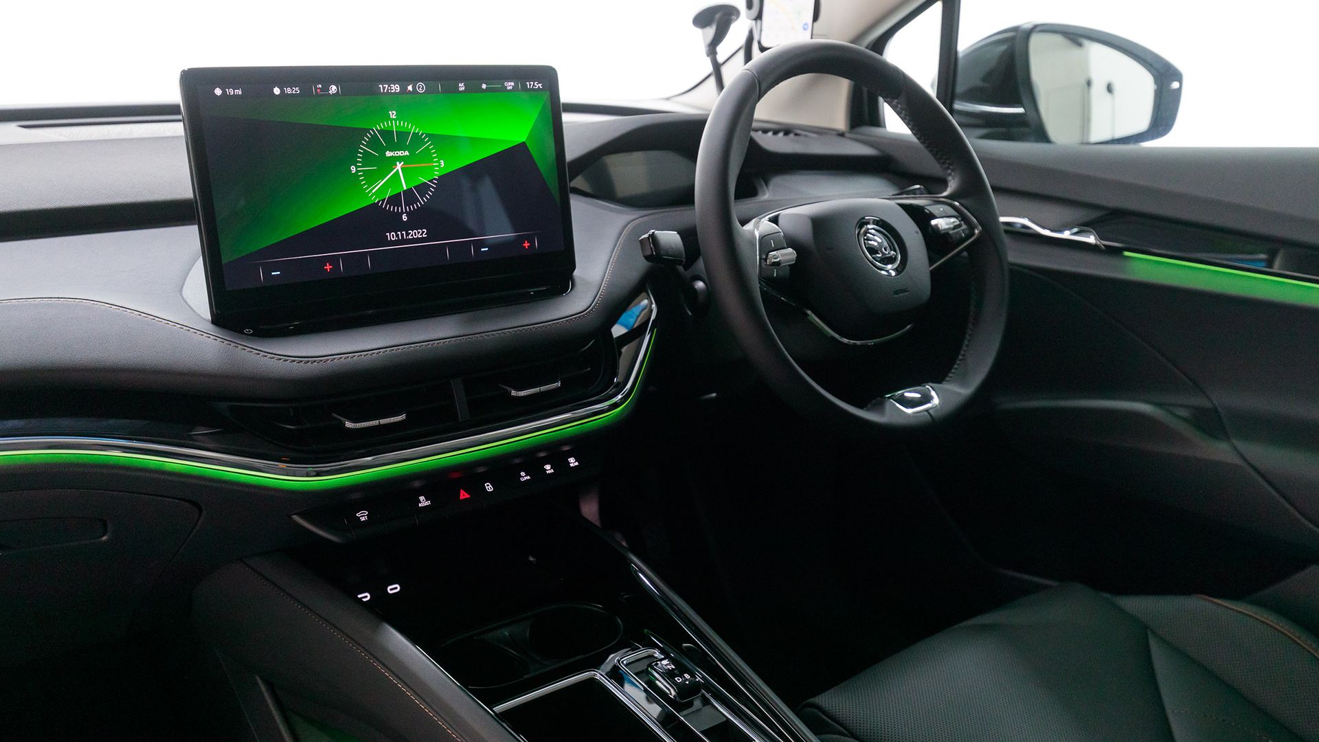 ENYAQ IV 80 - Skoda enyaq iv80 interior copy.jpg